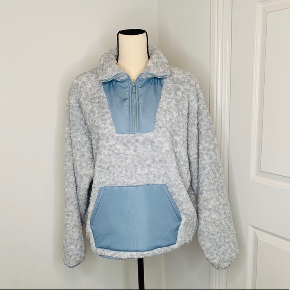 Cozy Sherpa kangaroo front pocket jacket - Picture 3 of 8